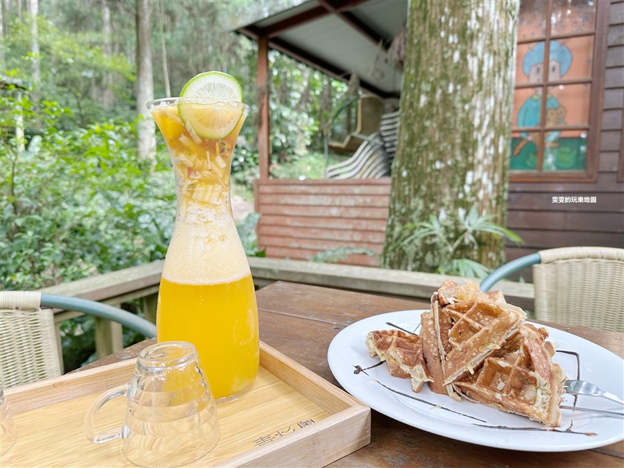 苗栗南庄。青杉嶴Ao Cafe，隱身在山中露營區內，被大自然包圍的森林系咖啡廳 @雯雯的玩樂地圖