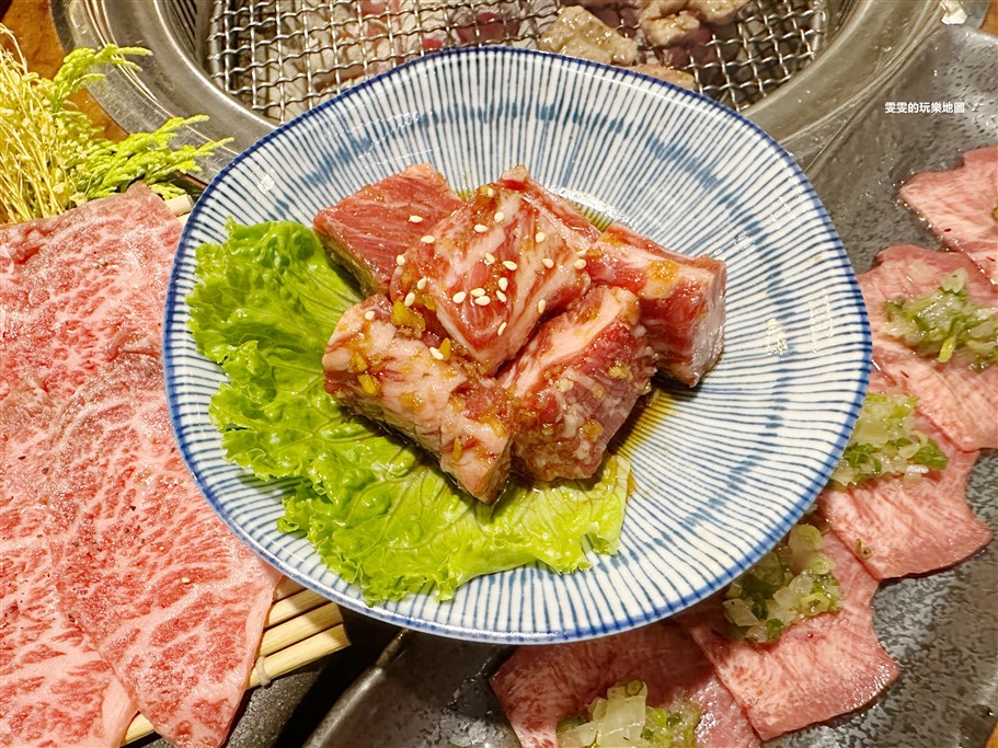 桃園中壢。嗜燒肉Shi yakiniku，提供專業桌邊服務 @雯雯的玩樂地圖