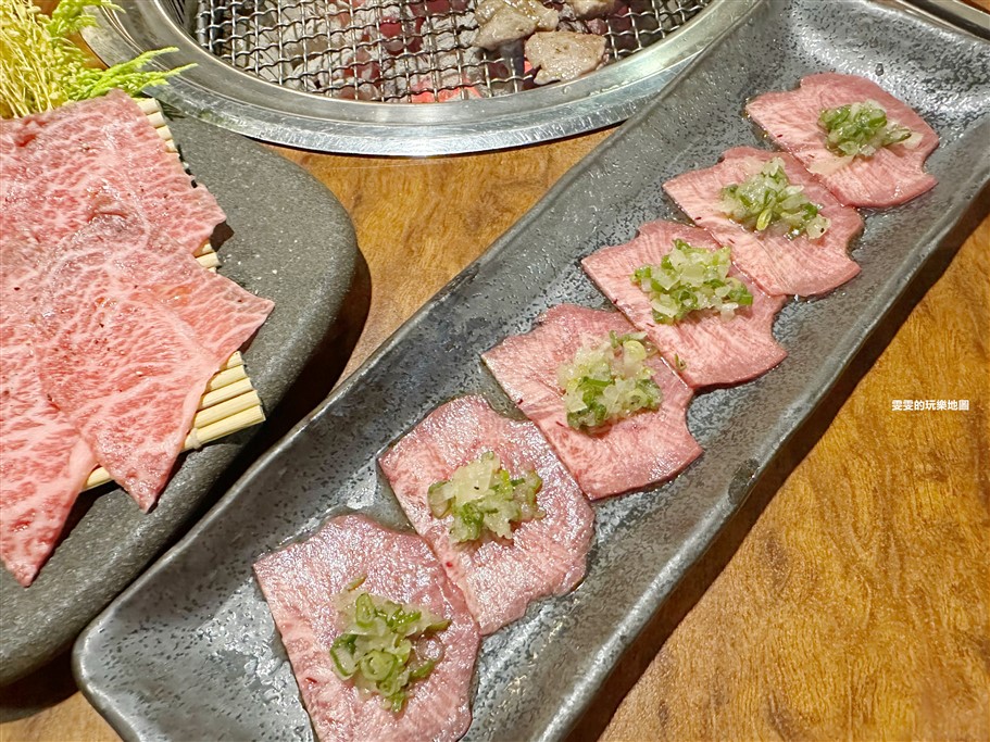 桃園中壢。嗜燒肉Shi yakiniku，提供專業桌邊服務 @雯雯的玩樂地圖