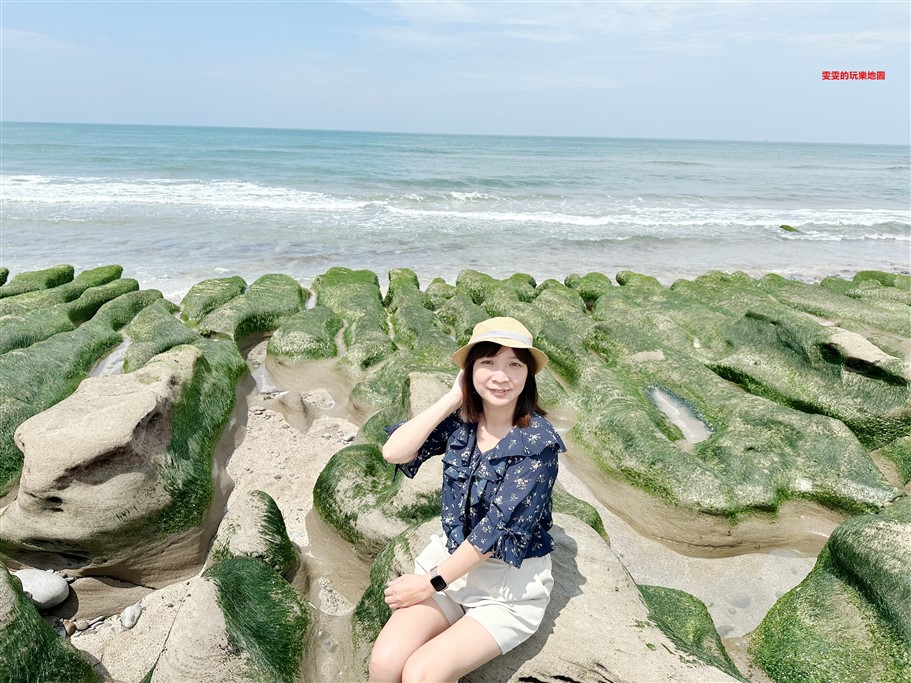 新北石門。季節限定老梅綠石槽，全台獨特又唯一的天然奇景，還能順道一遊老梅社區的彩繪牆 @雯雯的玩樂地圖