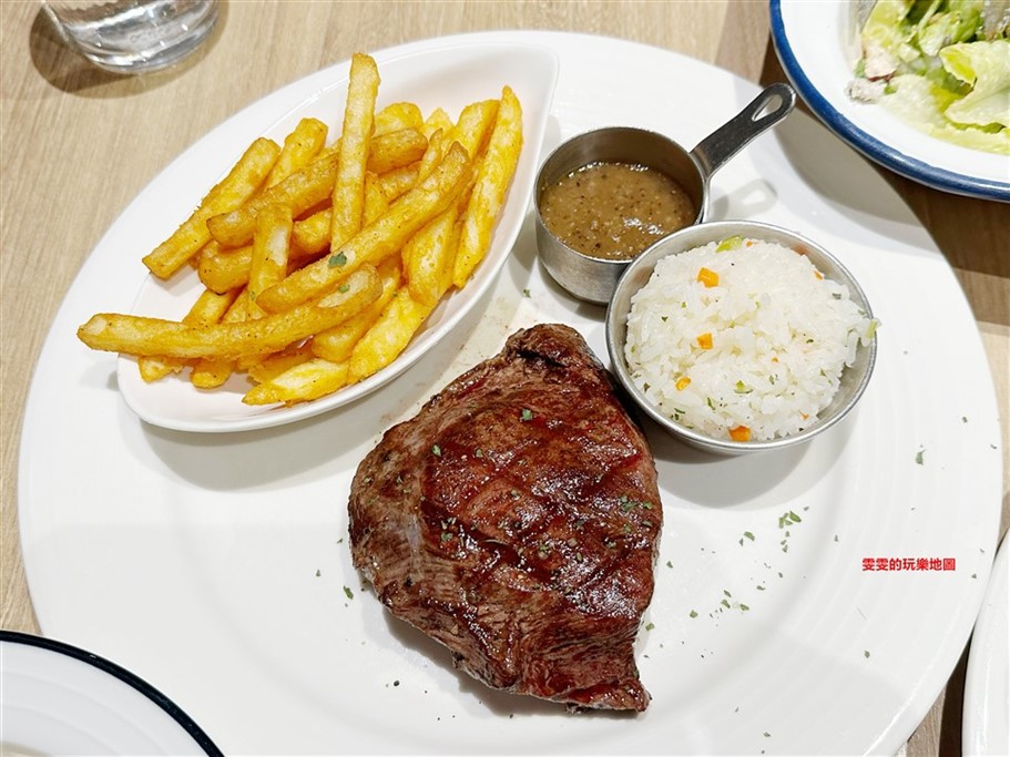 桃園中壢。史坦利美式牛排大江店,餐點選擇豐富多樣化,是個大口吃肉的好去處 @雯雯的玩樂地圖