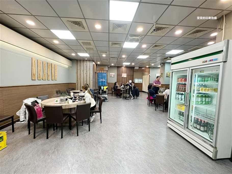 桃園中壢。石乘拾石頭火鍋中北旗艦店,湯頭順口不油膩,強推海鮮食材品質有保證 @雯雯的玩樂地圖