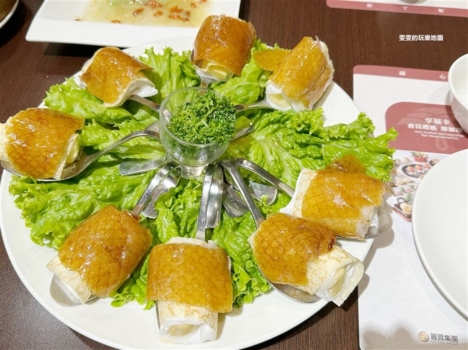 桃園。福容飯店桃園店福粵樓，櫻桃片皮鴨一鴨五吃，還有多樣化選擇的港式點心、江浙料理 @雯雯的玩樂地圖