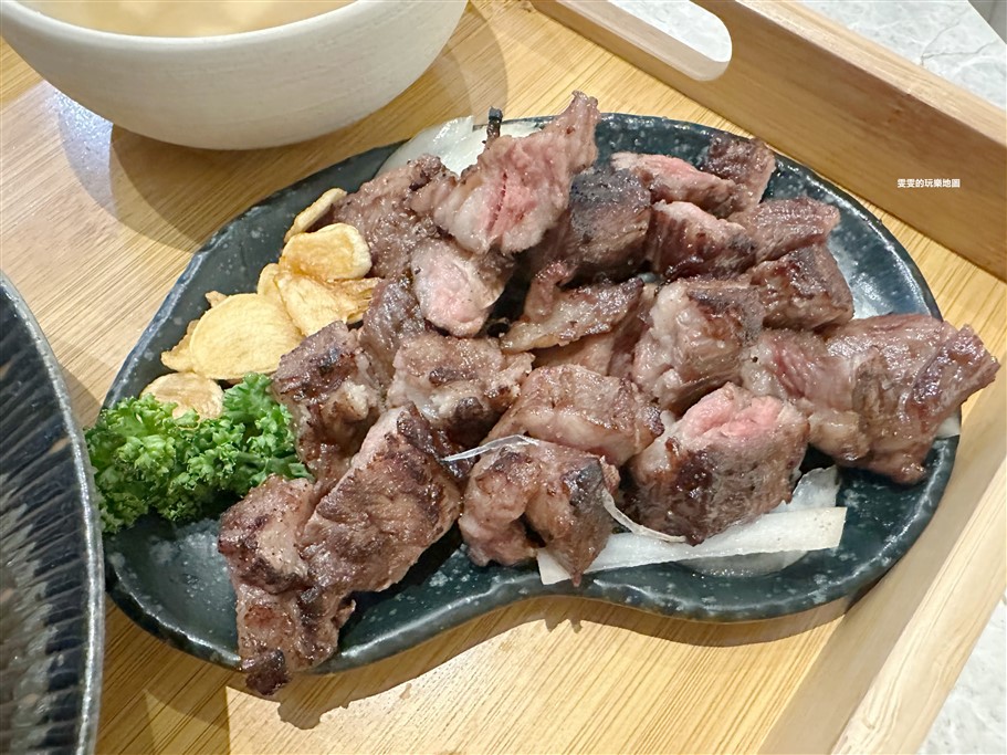 桃園中壢。W.M Curry&#038;Bistro咖哩餐酒館，結合餐酒館的形式，主打咖哩餐點 @雯雯的玩樂地圖