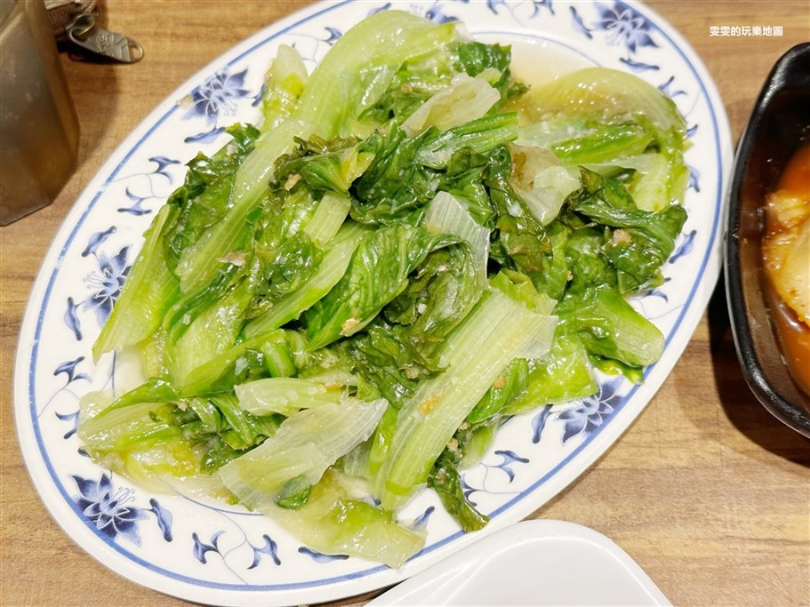 桃園。呷霸牛肉麵南平店，加湯、加麵不加價,還有免費飲料、豆花吃到飽 @雯雯的玩樂地圖