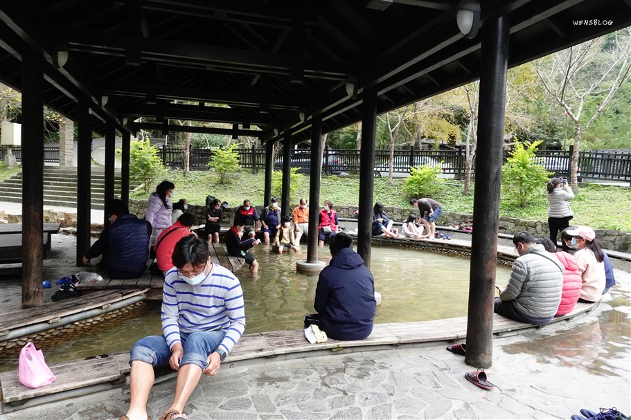 新竹五峰。清泉風景特定區，清泉部落遊，走吊橋、泡足湯、參觀張學良故居，還能順道品嚐道地原民美食 @雯雯的玩樂地圖