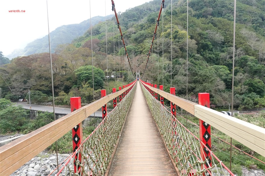 新竹五峰。清泉風景特定區，清泉部落遊，走吊橋、泡足湯、參觀張學良故居，還能順道品嚐道地原民美食 @雯雯的玩樂地圖