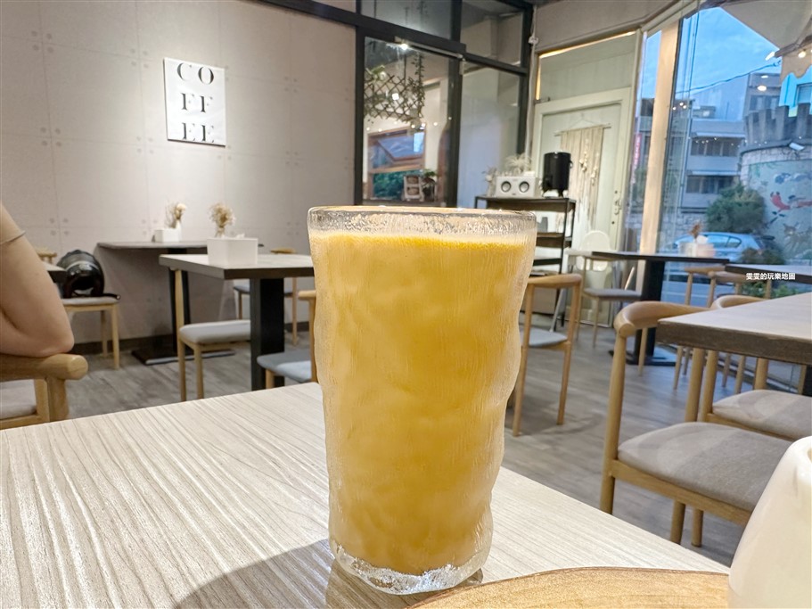 桃園中壢。Go Two 廚房，鄰近林森國小，主打特色義大利麵、燉飯以及柔軟綿密的舒芙蕾 @雯雯的玩樂地圖