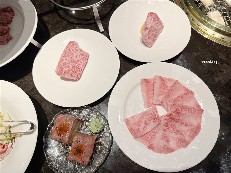 台中。UMAI屋馬燒肉中友店，台中燒肉界龍頭，老字號品牌依舊人氣旺旺(菜單、價位、餐點介紹) @雯雯的玩樂地圖