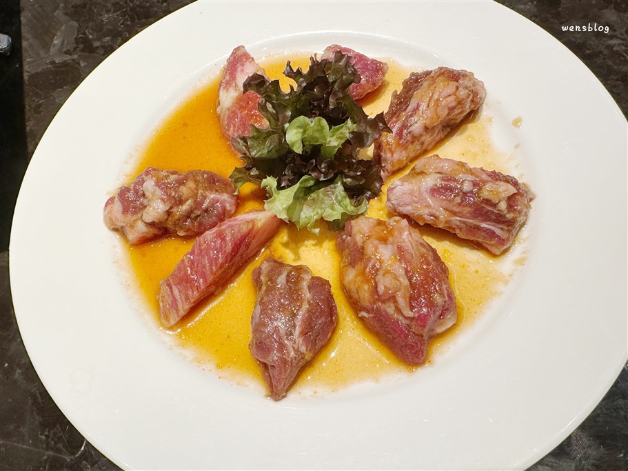 台中。UMAI屋馬燒肉中友店，台中燒肉界龍頭，老字號品牌依舊人氣旺旺(菜單、價位、餐點介紹) @雯雯的玩樂地圖