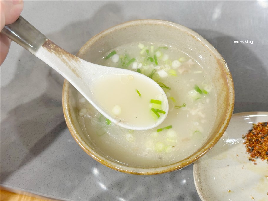 桃園平鎮。樂熺商行(酒肴/燒鳥/小料理)，鄰近中壢國小，新開幕沒有招牌的小店 @雯雯的玩樂地圖