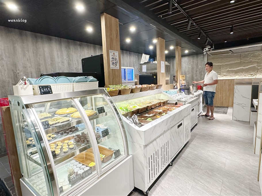 桃園。金大鋤mini鍋物吃到飽藝文店，主打火鍋吃到飽與套餐式雙模式，全時段不分平假日，吃到飽只要$548元 @雯雯的玩樂地圖