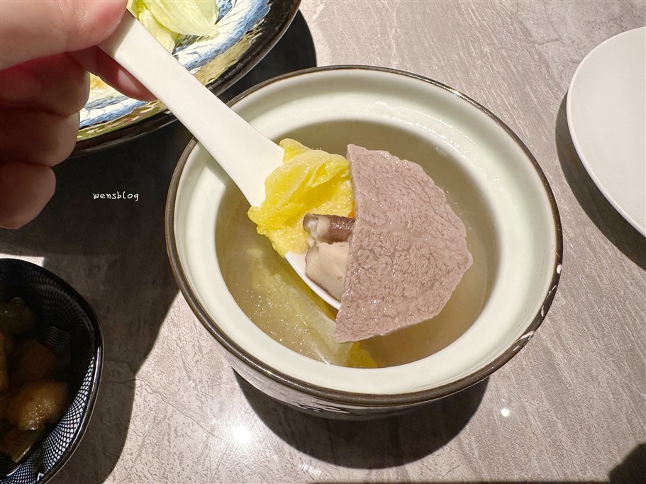 桃園。尼匠燒肉，氣派裝潢並設有獨立包廂可供選擇 @雯雯的玩樂地圖