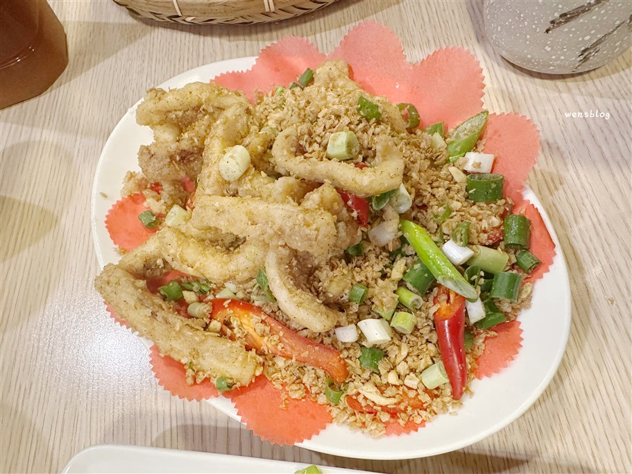 桃園。品香殿潮州砂鍋粥，曾被各大電視台相繼報導介紹，主打海鮮砂鍋粥 @雯雯的玩樂地圖