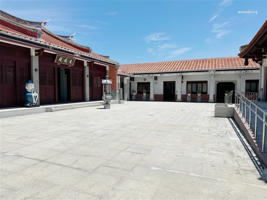 苗栗後龍。英才書院，古色古鄉的懷舊書堂，還能現場租借古裝來個外拍 @雯雯的玩樂地圖