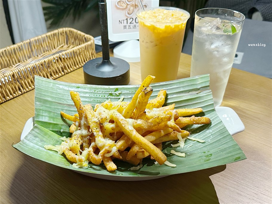 桃園中壢。泰嶼Thai-island Bistro餐酒館泰式料理，鄰近中原大學，近期新開幕超美、氣氛超好餐酒館 @雯雯的玩樂地圖