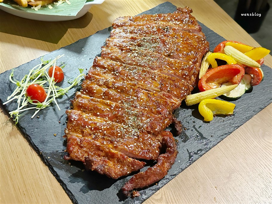 桃園中壢。泰嶼Thai-island Bistro餐酒館泰式料理，鄰近中原大學，近期新開幕超美、氣氛超好餐酒館 @雯雯的玩樂地圖