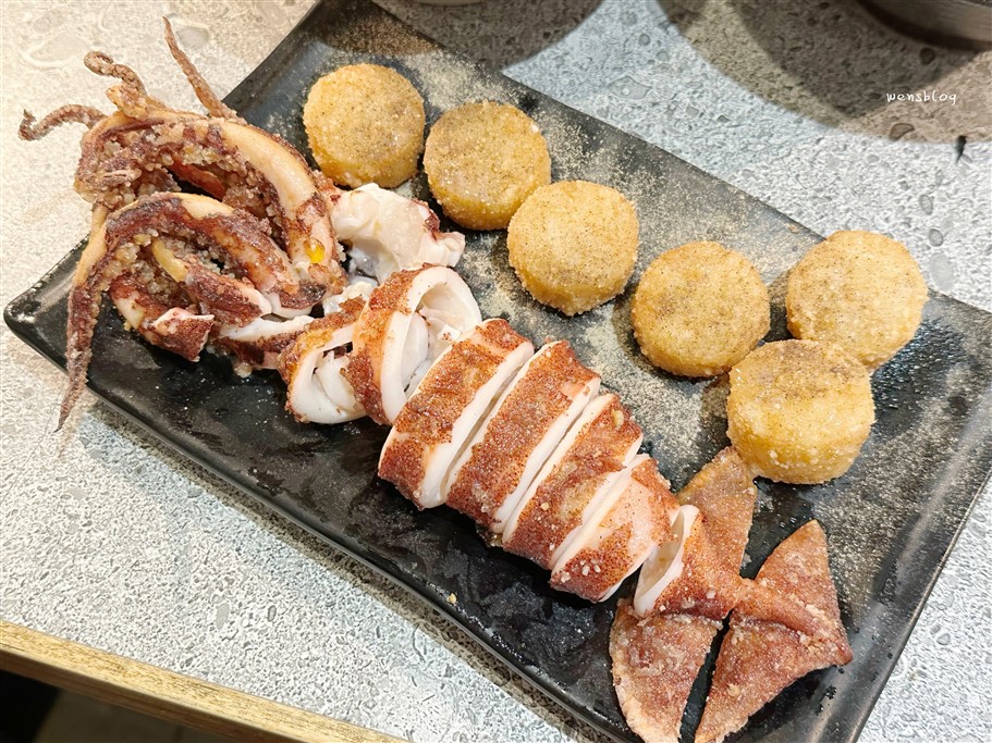 桃園。鬥佐燒肉桃園店，主打單點等級精修的肉品，成人每人1180元起即可享燒肉吃到飽 @雯雯的玩樂地圖