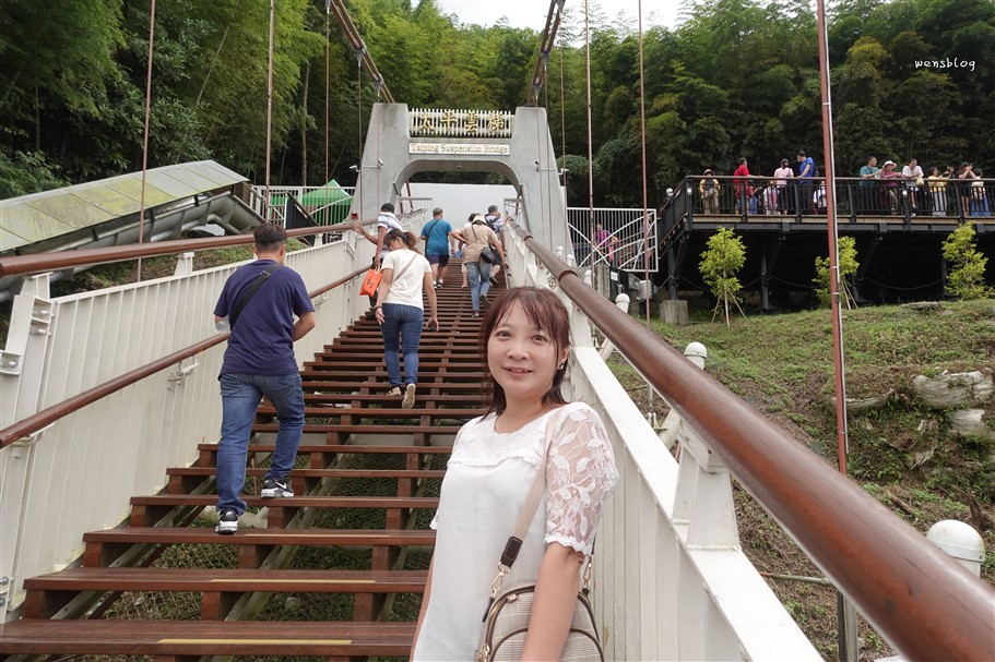 嘉義梅山。太平雲梯，全台最高海拔景觀吊橋，感受與天空最近的距離 @雯雯的玩樂地圖
