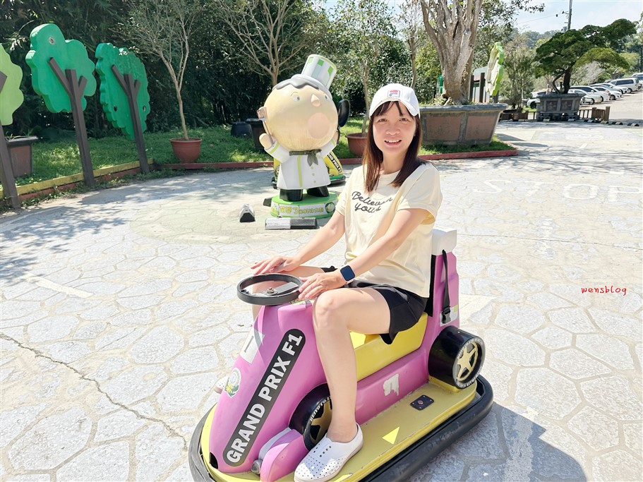 桃園大溪。花開了休閒農場，免門票、宛如戶外版的湯姆熊，好適合親子同樂啊～ @雯雯的玩樂地圖