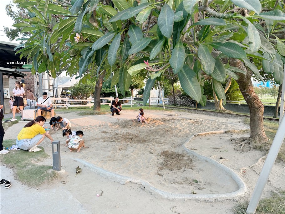 雲林崙背。千巧谷牛樂園牧場，免門票景點，與牛牛同樂，親子同遊的好去處 @雯雯的玩樂地圖