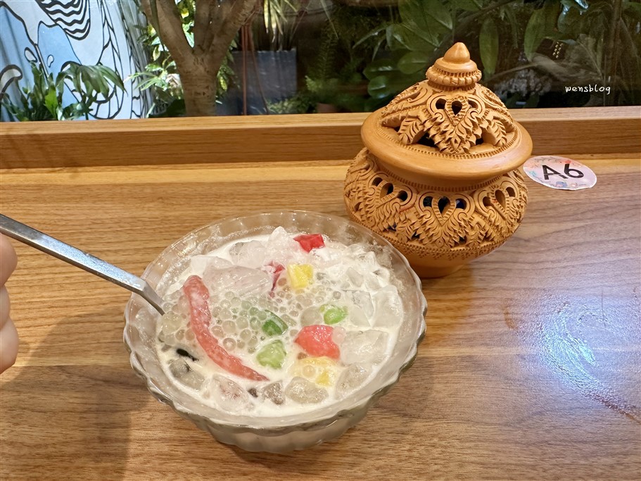 桃園中壢。傣傣ㄉㄞˇㄉㄞˇ,超級網美系裝潢泰式料理店，口味一點也不馬虎 @雯雯的玩樂地圖