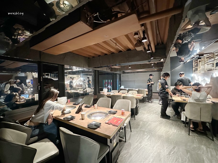 桃園中壢。吃肉肉燒肉專門店中壢店,主打A5和牛、豪華海鮮、獨家手搖飲,食材選擇豐富 @雯雯的玩樂地圖 桃園中壢。吃肉肉燒肉專門店中壢店,主打A5和牛、豪華海鮮、獨家手搖飲,食材選擇豐富 @雯雯的玩樂地圖