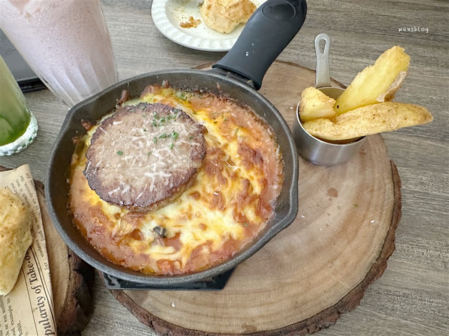 桃園中壢。Engolili 英格莉莉中壢大江店，大江新開幕~主打英式早午餐輕食、甜品 @雯雯的玩樂地圖