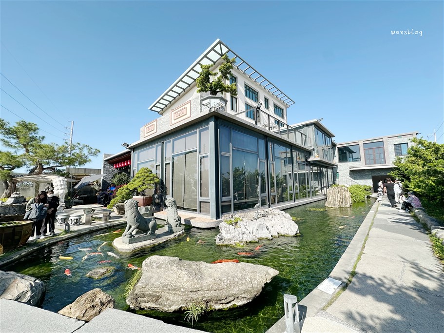 苗栗苑裡。大鼎夏荷牛肉麵館,來豪宅吃牛肉麵，還有提供免費豆花吃到飽 @雯雯的玩樂地圖