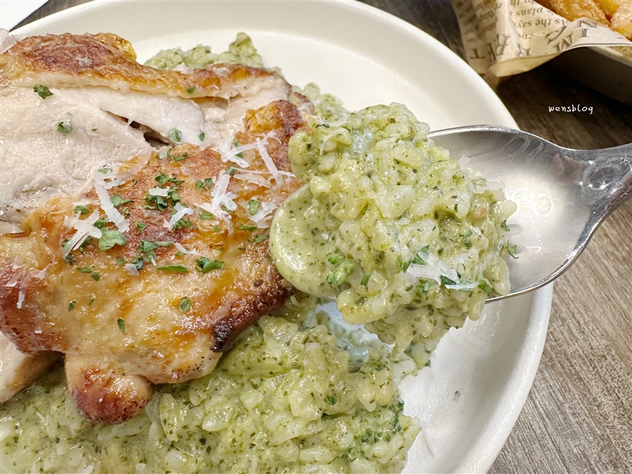 桃園中壢。Engolili 英格莉莉中壢大江店，大江新開幕~主打英式早午餐輕食、甜品 @雯雯的玩樂地圖