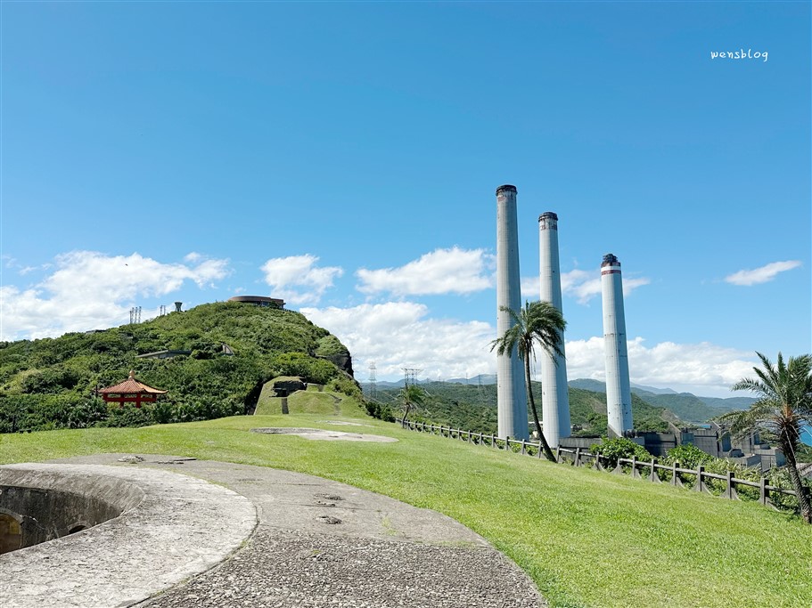 基隆中山區。白米甕砲台、基隆燈塔，享受一望無際的大海，就是這麼CHILL~ @雯雯的玩樂地圖