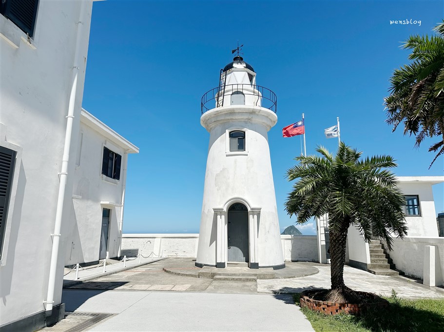 基隆中山區。白米甕砲台、基隆燈塔，享受一望無際的大海，就是這麼CHILL~ @雯雯的玩樂地圖