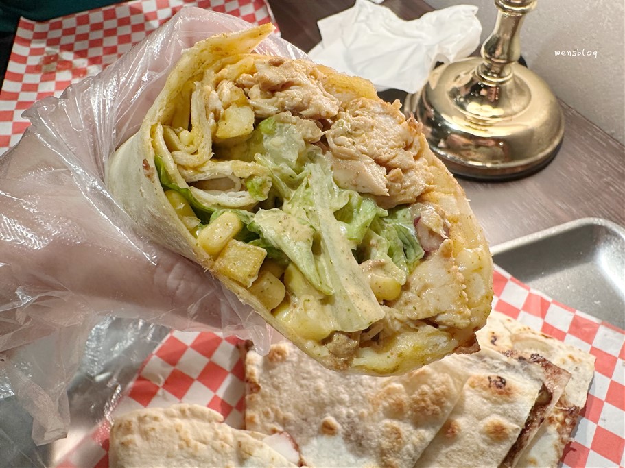 桃園中壢。布里偷，內壢新開幕~主要販賣捲餅、塔可等特色料理 @雯雯的玩樂地圖