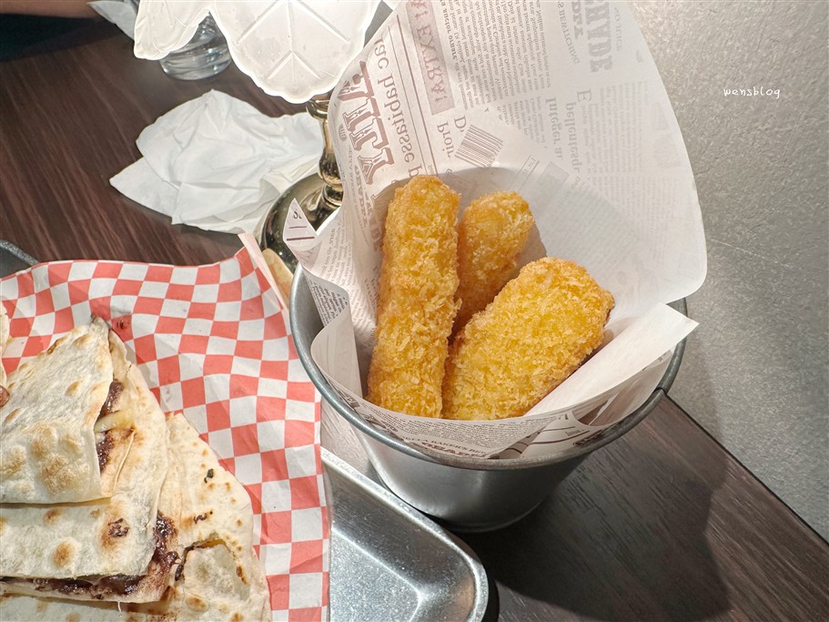 桃園中壢。布里偷,內壢新開幕~主要販賣捲餅、塔可等特色料理 @雯雯的玩樂地圖 桃園中壢。布里偷,內壢新開幕~主要販賣捲餅、塔可等特色料理 @雯雯的玩樂地圖