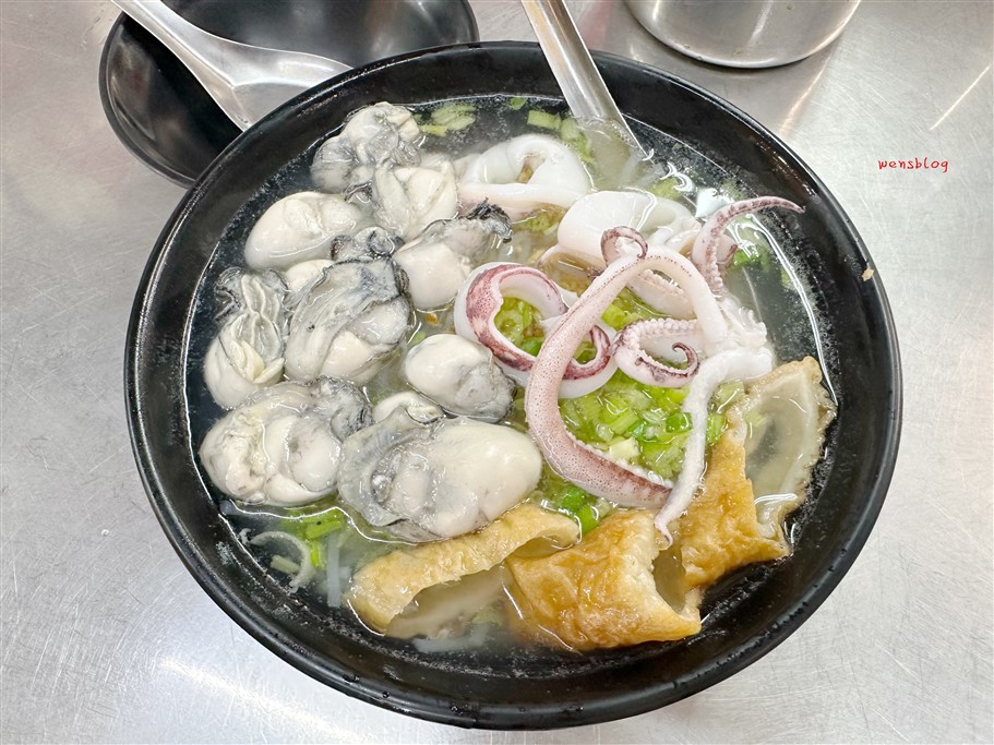 基隆仁愛。基隆廟口夜市，廟口美食這樣吃，嘴巴停不下來只能一直吃 @雯雯的玩樂地圖