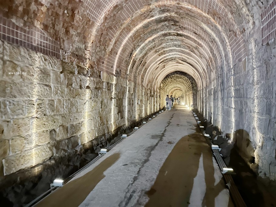 基隆安樂。劉銘傳隧道，台灣第一條鐵路專用隧道，也是目前全台唯一僅存的清代鐵路隧道 @雯雯的玩樂地圖