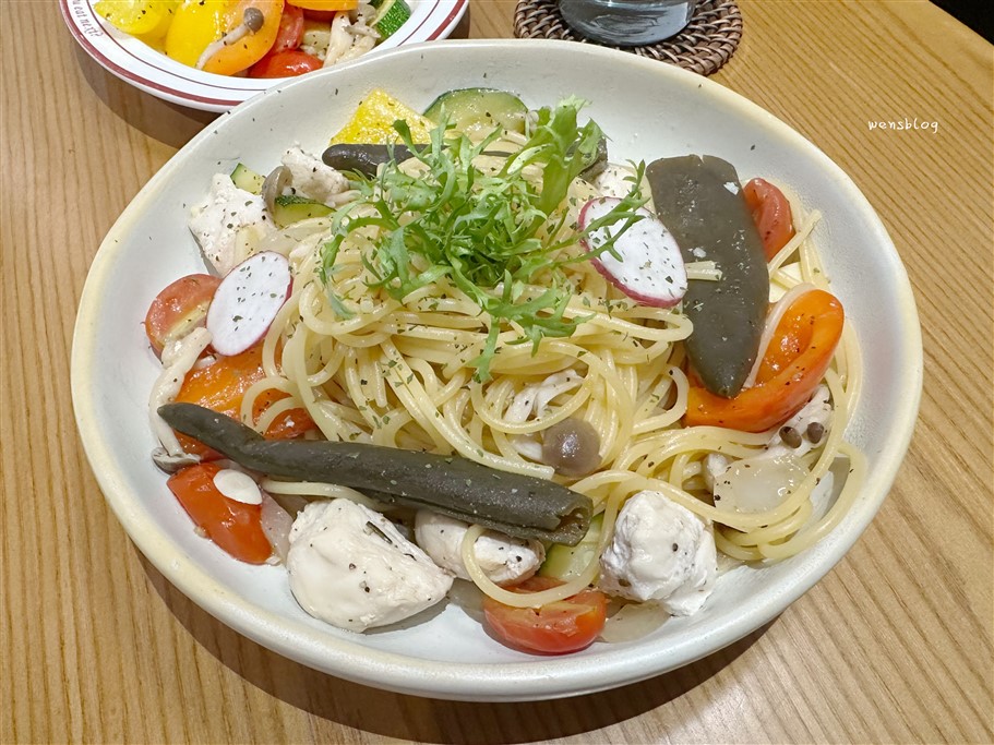 桃園中壢。PIEPAI CAFE中壢店,韓風網美系咖啡廳,甜鹹一次滿足你的胃 @雯雯的玩樂地圖 桃園中壢。PIEPAI CAFE中壢店,韓風網美系咖啡廳,甜鹹一次滿足你的胃 @雯雯的玩樂地圖