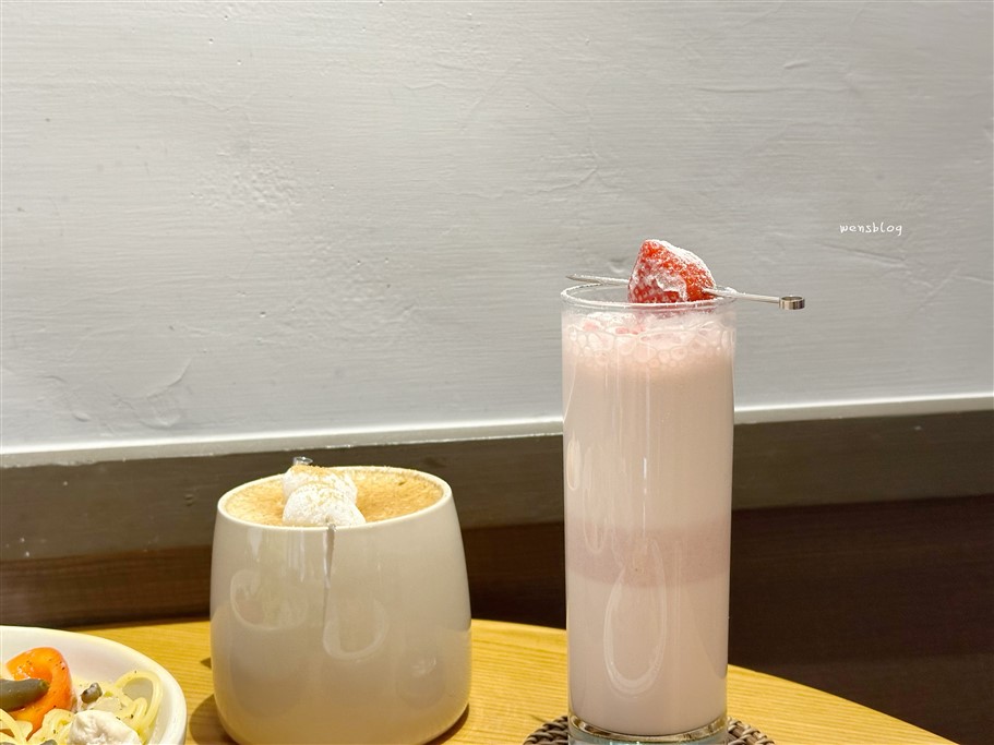 桃園中壢。PIEPAI CAFE中壢店,韓風網美系咖啡廳，甜鹹一次滿足你的胃 @雯雯的玩樂地圖