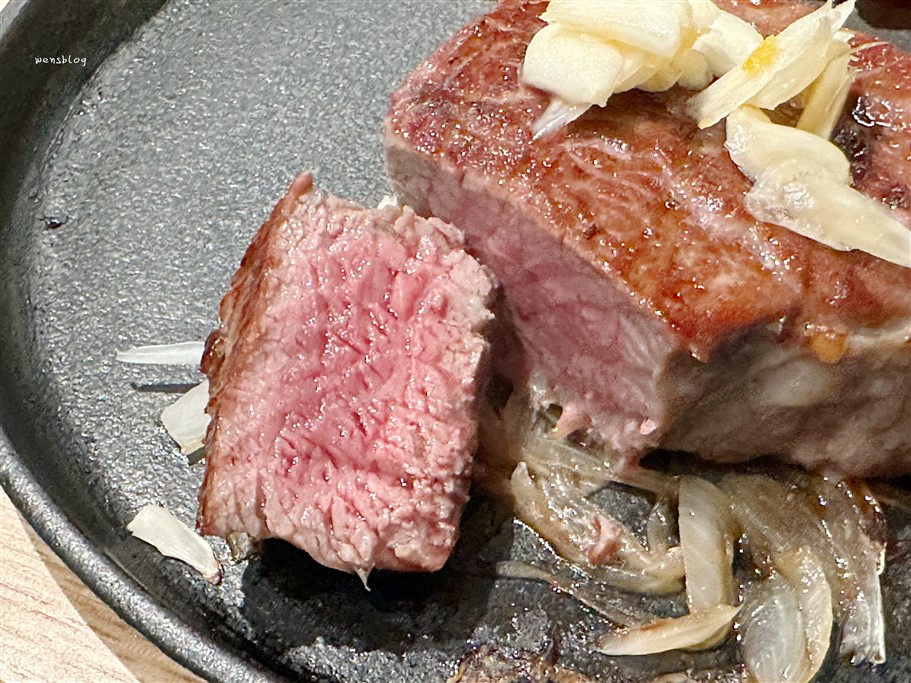 桃園中壢。慕特牛排中原店,新開幕~品質佳、肉質軟嫩多汁,薯條還可以無限續 @雯雯的玩樂地圖 桃園中壢。慕特牛排中原店,新開幕~品質佳、肉質軟嫩多汁,薯條還可以無限續 @雯雯的玩樂地圖