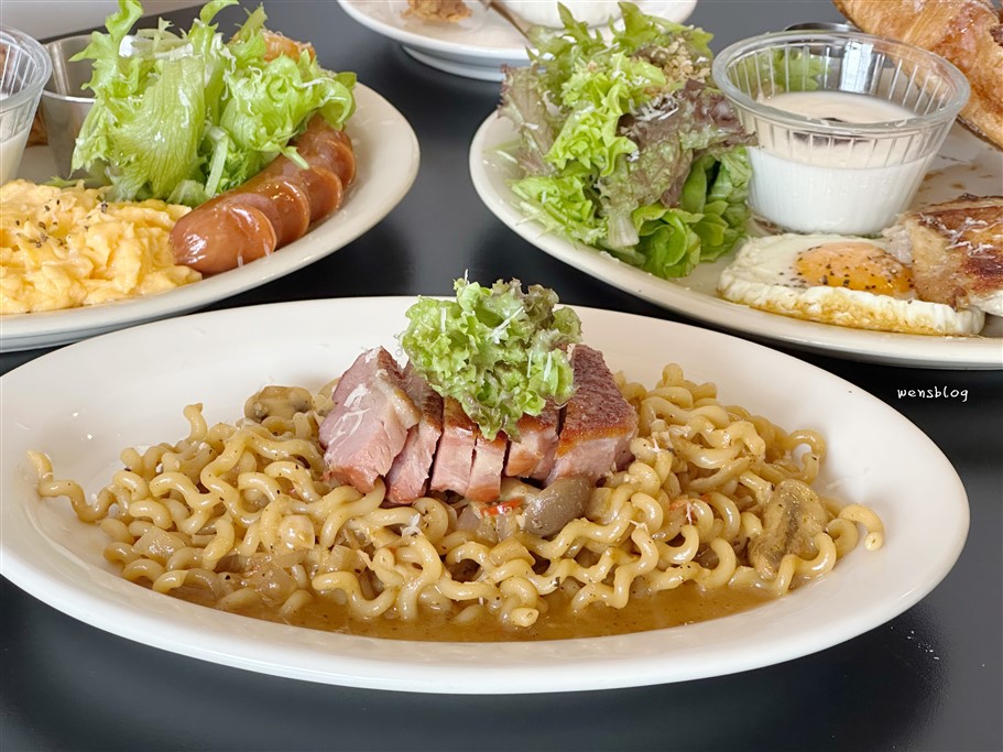 桃園。肉球尼尼Meatball Nini，大份量早午餐，份量十足超有飽足感 @雯雯的玩樂地圖