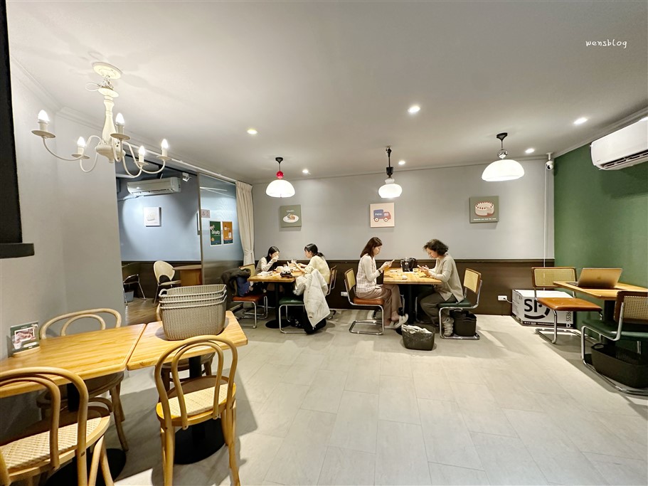 桃園中壢。PIEPAI CAFE中壢店,韓風網美系咖啡廳,甜鹹一次滿足你的胃 @雯雯的玩樂地圖 桃園中壢。PIEPAI CAFE中壢店,韓風網美系咖啡廳,甜鹹一次滿足你的胃 @雯雯的玩樂地圖