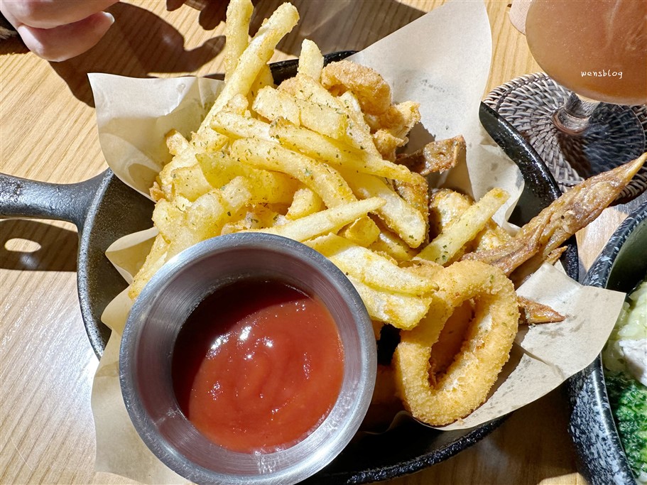 桃園中壢。PIEPAI CAFE中壢店,韓風網美系咖啡廳,甜鹹一次滿足你的胃 @雯雯的玩樂地圖 桃園中壢。PIEPAI CAFE中壢店,韓風網美系咖啡廳,甜鹹一次滿足你的胃 @雯雯的玩樂地圖