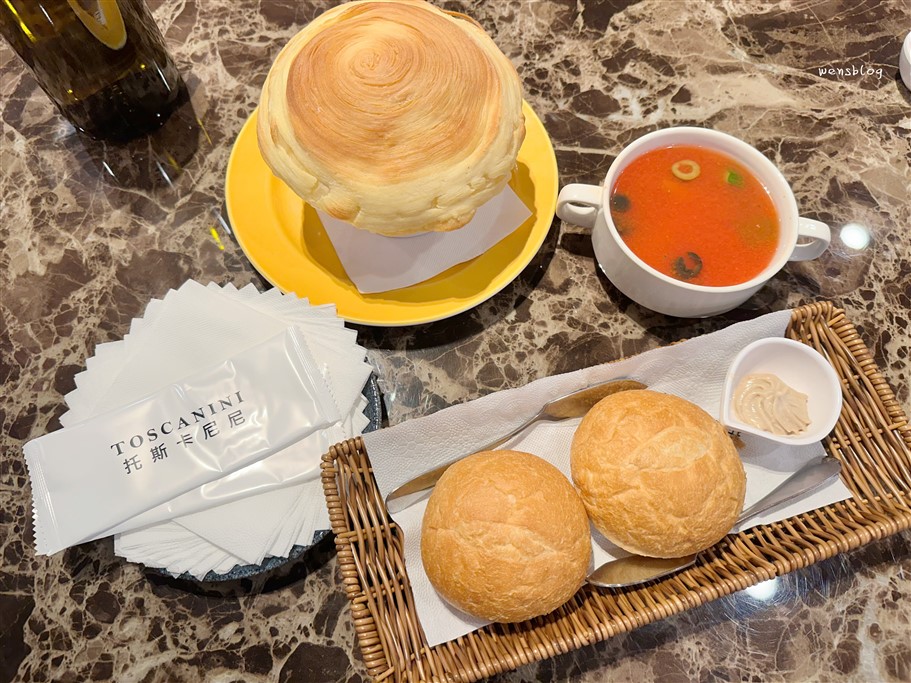 桃園中壢。托斯卡尼尼義大利餐廳中壢大時鐘店，新開幕~中壢約會聚餐新選擇 @雯雯的玩樂地圖