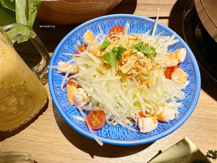 桃園。泰滾Rolling Thai 泰式火鍋,讓人彷彿置身南洋中的都市叢林 @雯雯的玩樂地圖