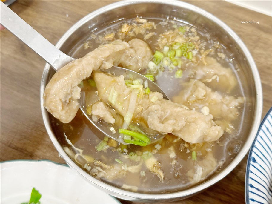 宜蘭礁溪。三民大飯店,各大媒體介紹,一桶桶滷的透亮的滷味不要錯過 @雯雯的玩樂地圖