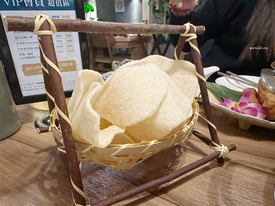 桃園。泰滾Rolling Thai 泰式火鍋,讓人彷彿置身南洋中的都市叢林 @雯雯的玩樂地圖