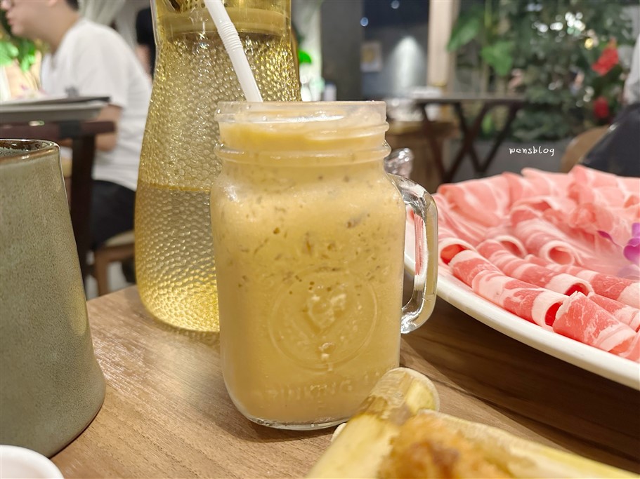 桃園。泰滾Rolling Thai 泰式火鍋,讓人彷彿置身南洋中的都市叢林 @雯雯的玩樂地圖