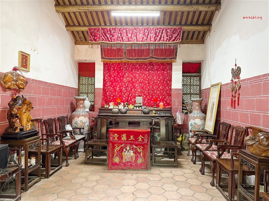 苗栗苑裡。東里家風百年古厝，民宿・割稻飯・古裝體驗・古早味大餅 @雯雯的玩樂地圖