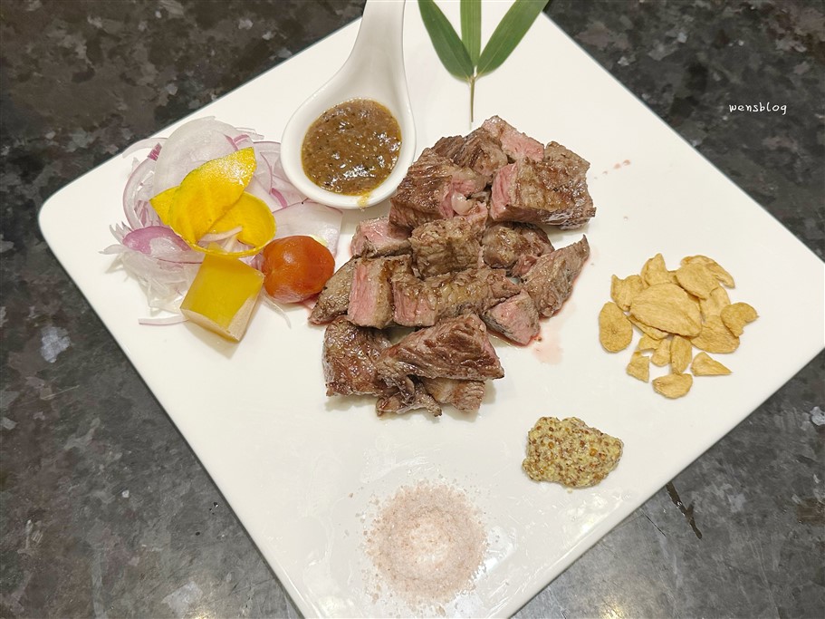 桃園平鎮。舞之磯，提供三款價位無菜單選擇，平日更推出680元的優惠價位 @雯雯的玩樂地圖