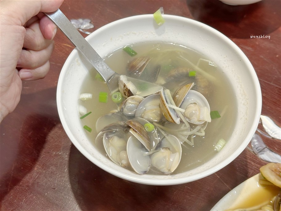 苗栗。真香小吃,南苗市場周邊,提供平價的熱炒小吃 @雯雯的玩樂地圖 苗栗。真香小吃,南苗市場周邊,提供平價的熱炒小吃 @雯雯的玩樂地圖